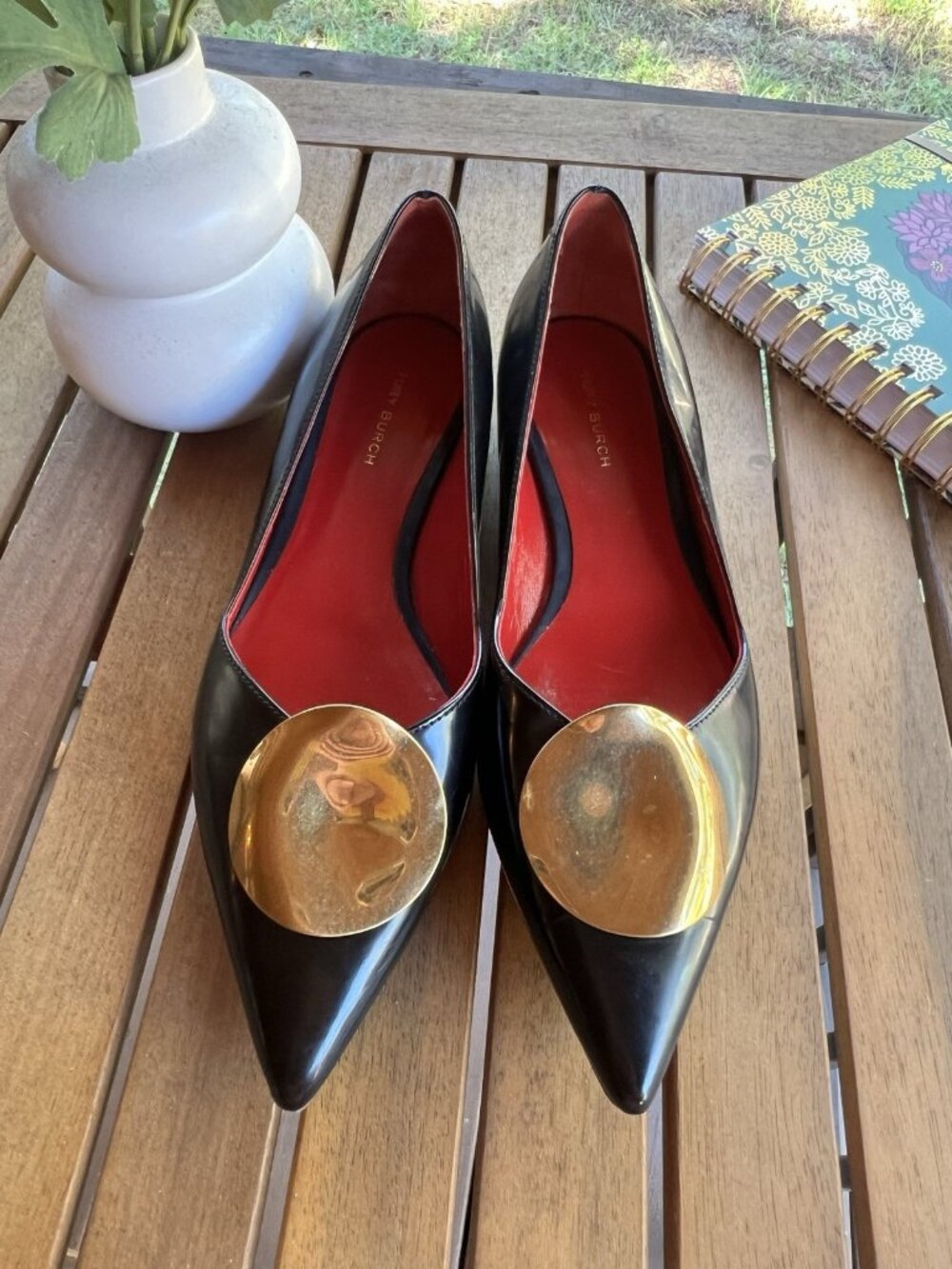 Tory Burch Patos Black Patent Leather Gold Disc Flats Women’s 6.5 EU 37